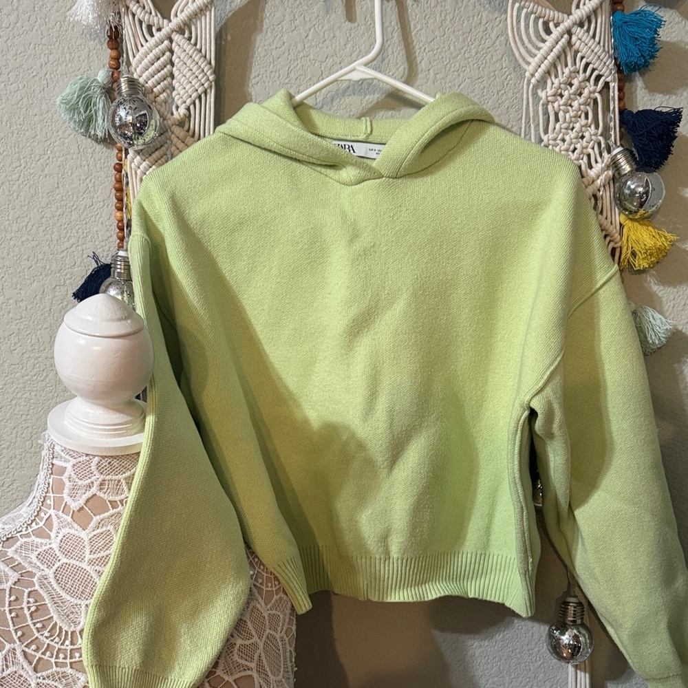 Zara Mint Green Cropped Sweatshirt